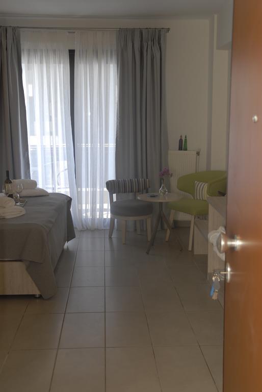 Lion Apartment Port Thessaloniki Exterior photo